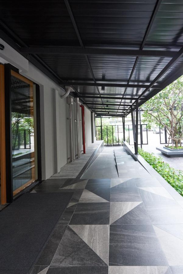 Almas Khách sạn 4*