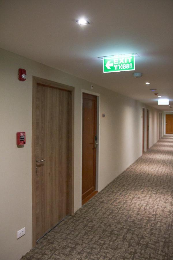 Almas Khách sạn 4*