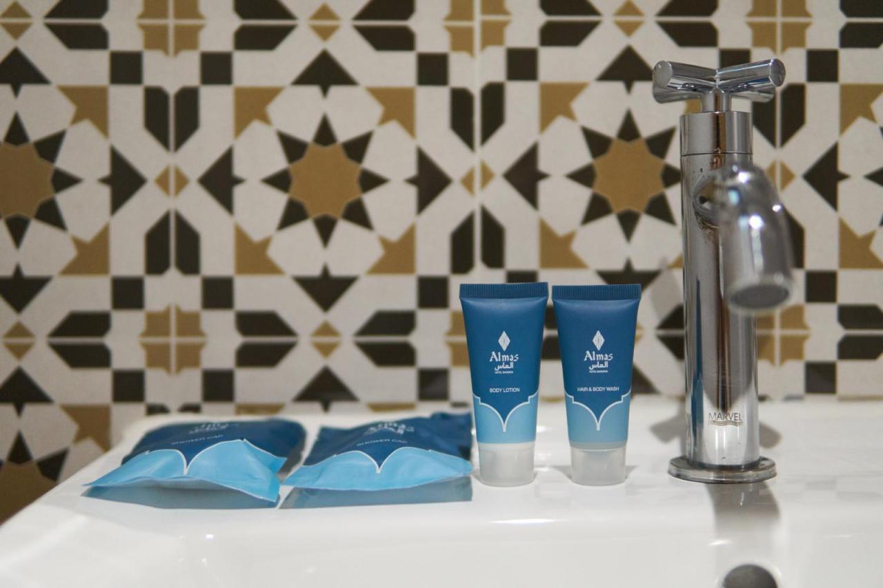 Khách sạn Almas 4*
